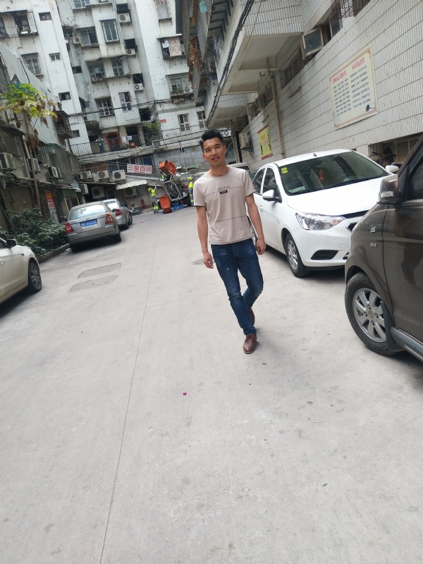 突然的自我的第三张照片--建宁婚介网