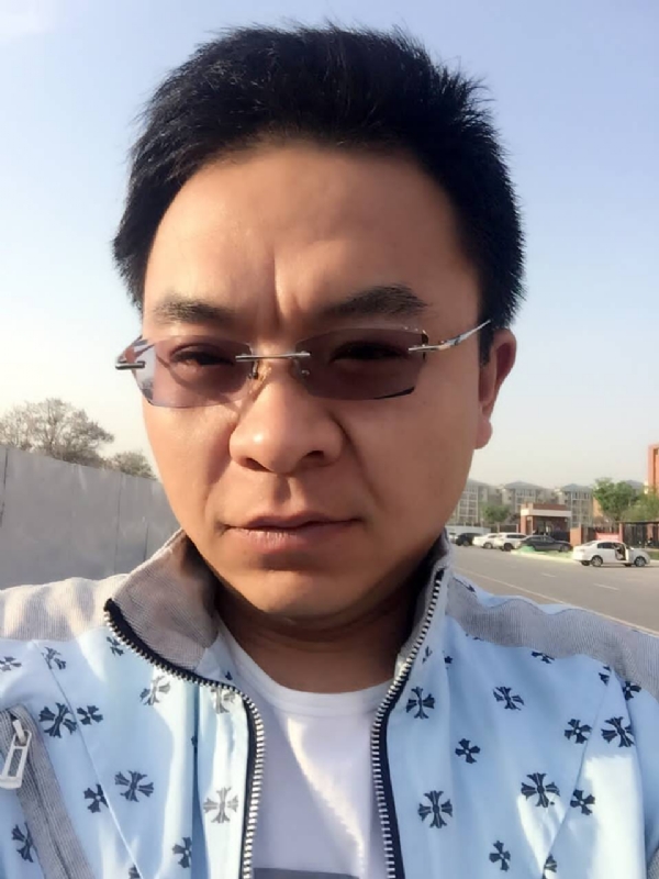 执着的等待的第一张照片--建宁婚介网