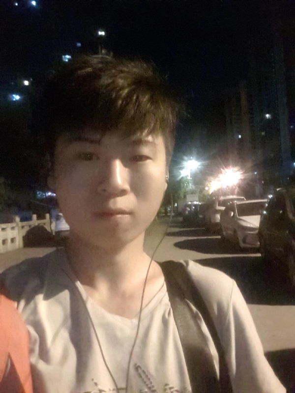 流星的瞬间的第一张照片--建宁婚介网