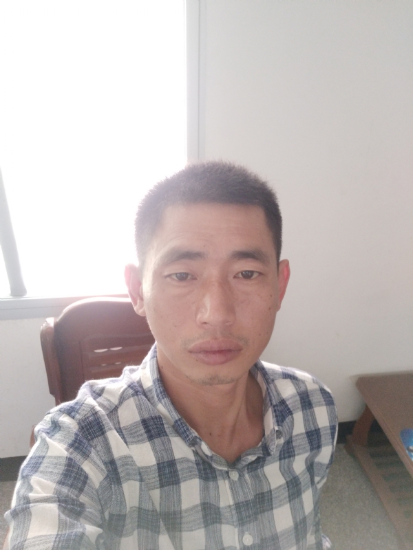 不期而遇的第一张照片--建宁婚介网