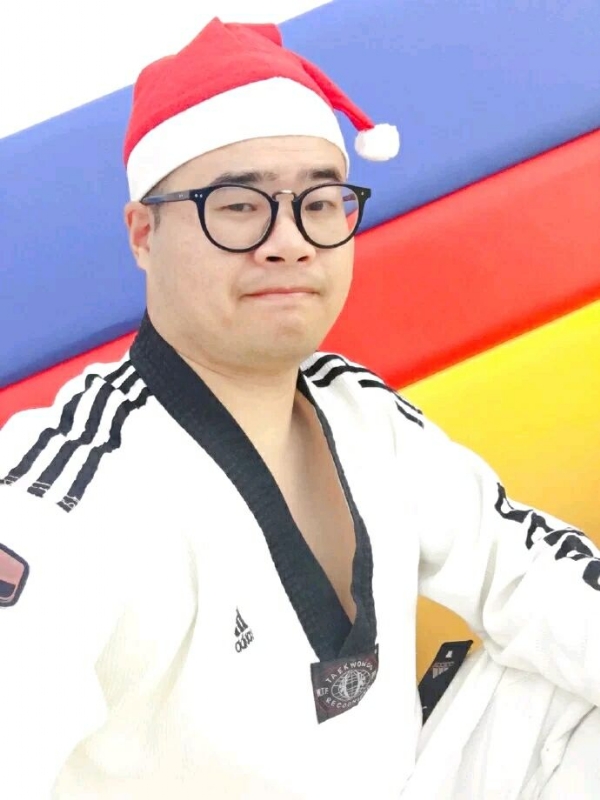 何当重相见的第一张照片--建宁婚介网