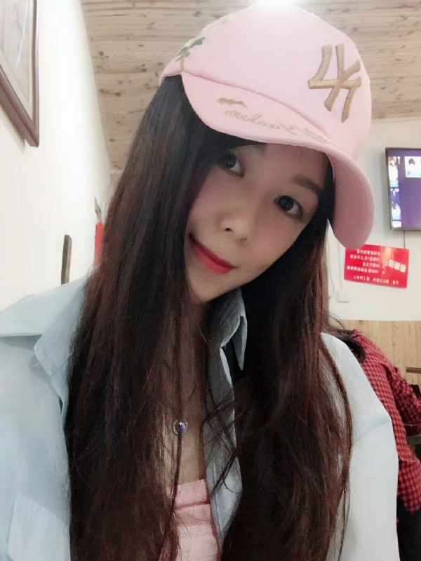 丹丹的第三张照片--建宁婚介网
