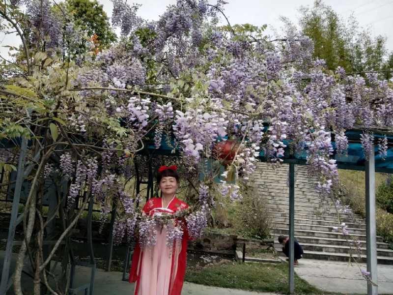 莉莉的第一张照片--建宁婚介网