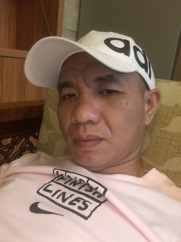 坚持到底的第一张照片--建宁婚介网