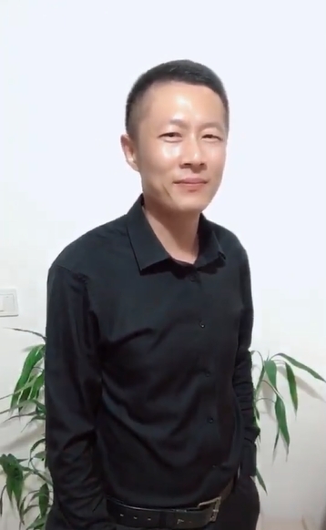 地huhi的第一张照片--建宁婚介网