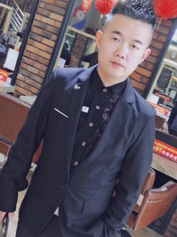 相伴到老的第一张照片--建宁婚介网
