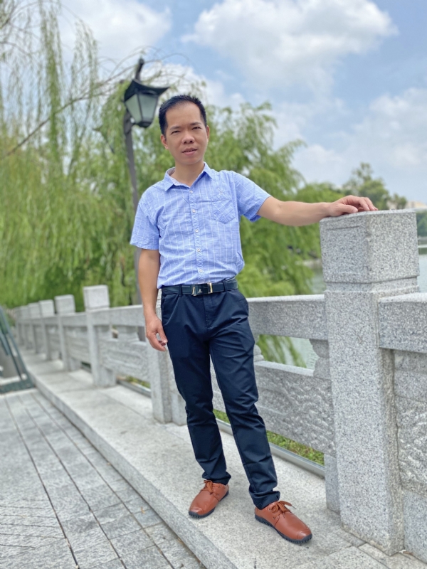 奇峰向阳的第一张照片--建宁婚介网