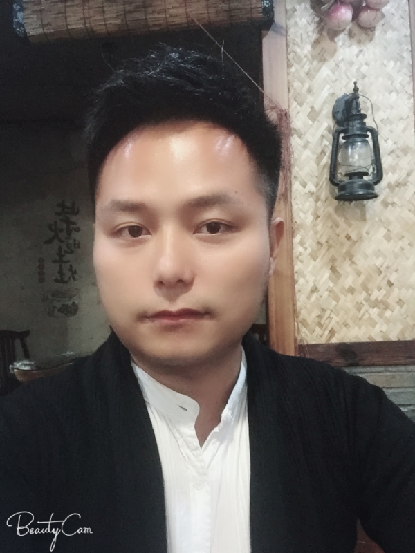 亦初的第一张照片--建宁婚介网