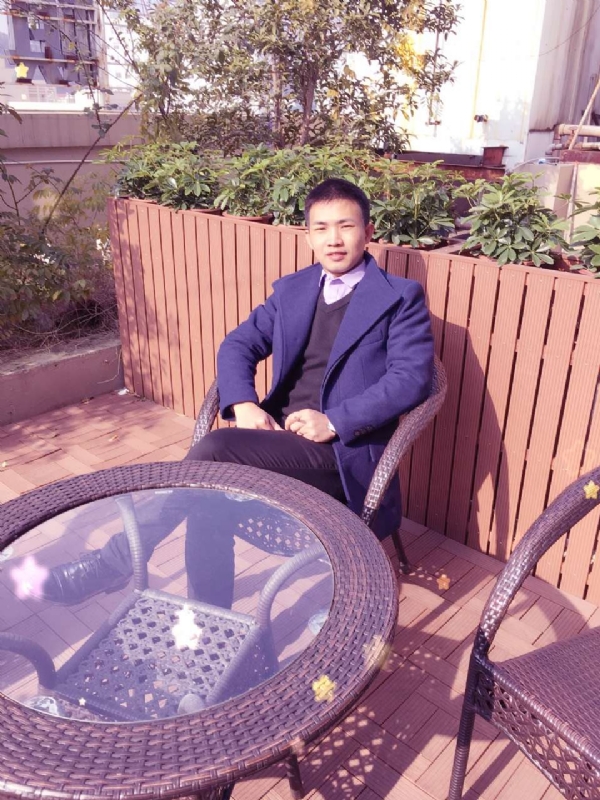 周哥哥的第一张照片--建宁婚介网