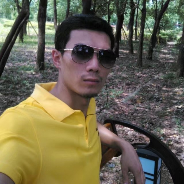 错把真心喂了狗的第二张照片--建宁婚介网