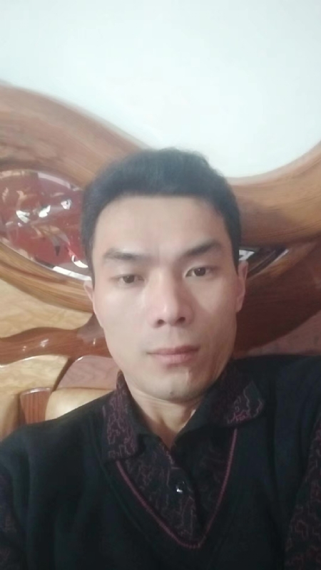 错把真心喂了狗的第四张照片--建宁婚介网