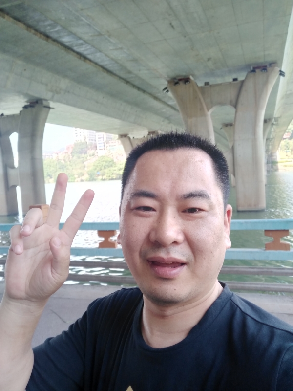 上人的第一张照片--建宁婚介网