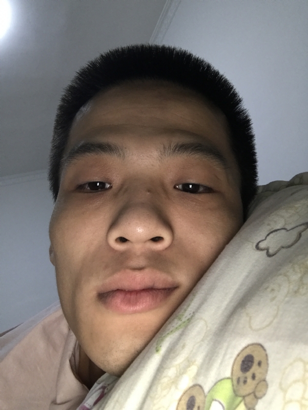 直男的第一张照片--建宁婚介网