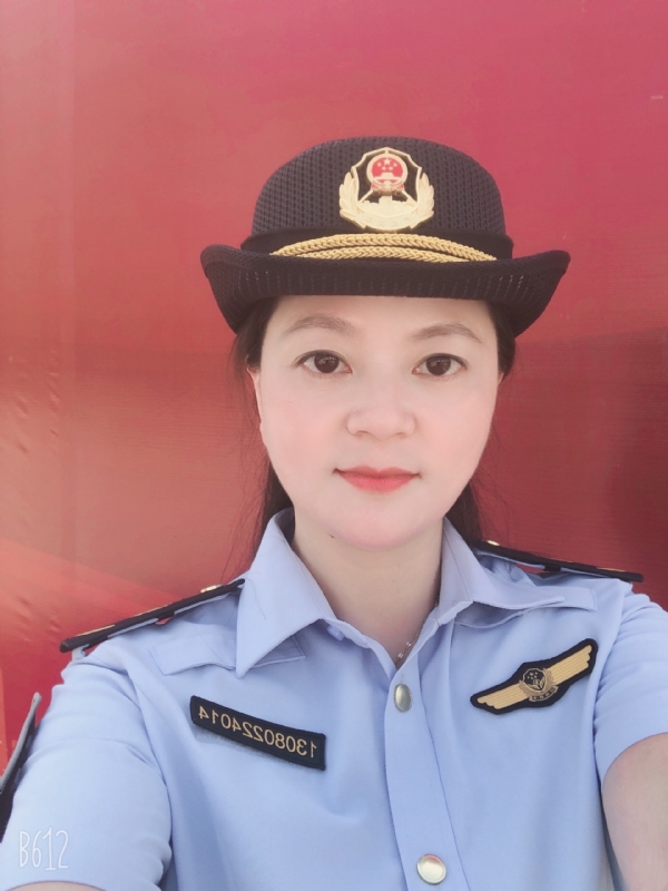 明明的第一张照片--建宁婚介网