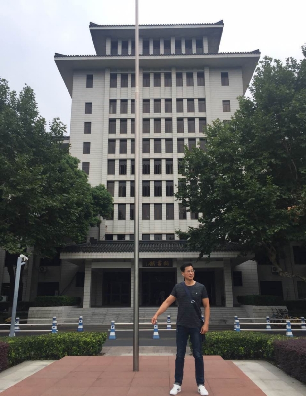 加国男人的第三张照片--建宁婚介网