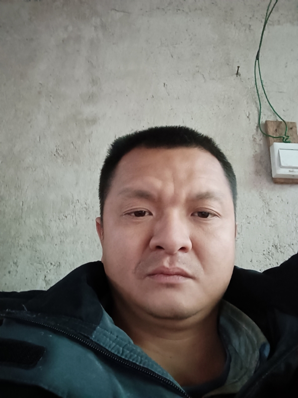 兰成龙的第二张照片--建宁婚介网