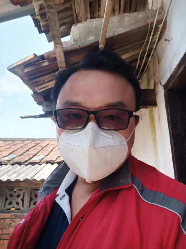 如影随形的第一张照片--建宁婚介网